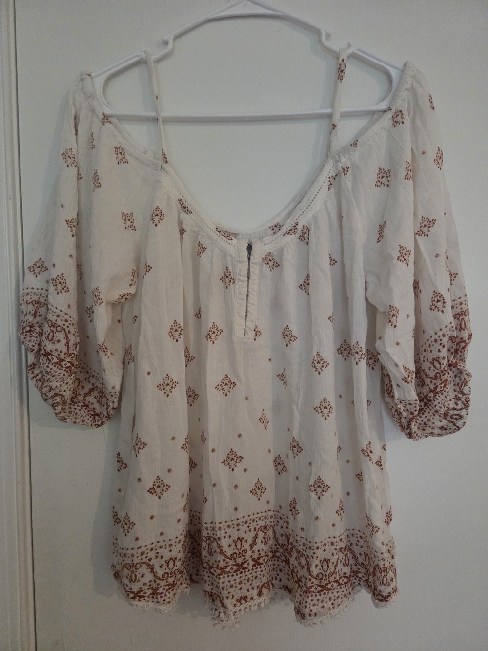 Ecote Boho Cold Shoulder Tunic Top Rust White Block Print XS